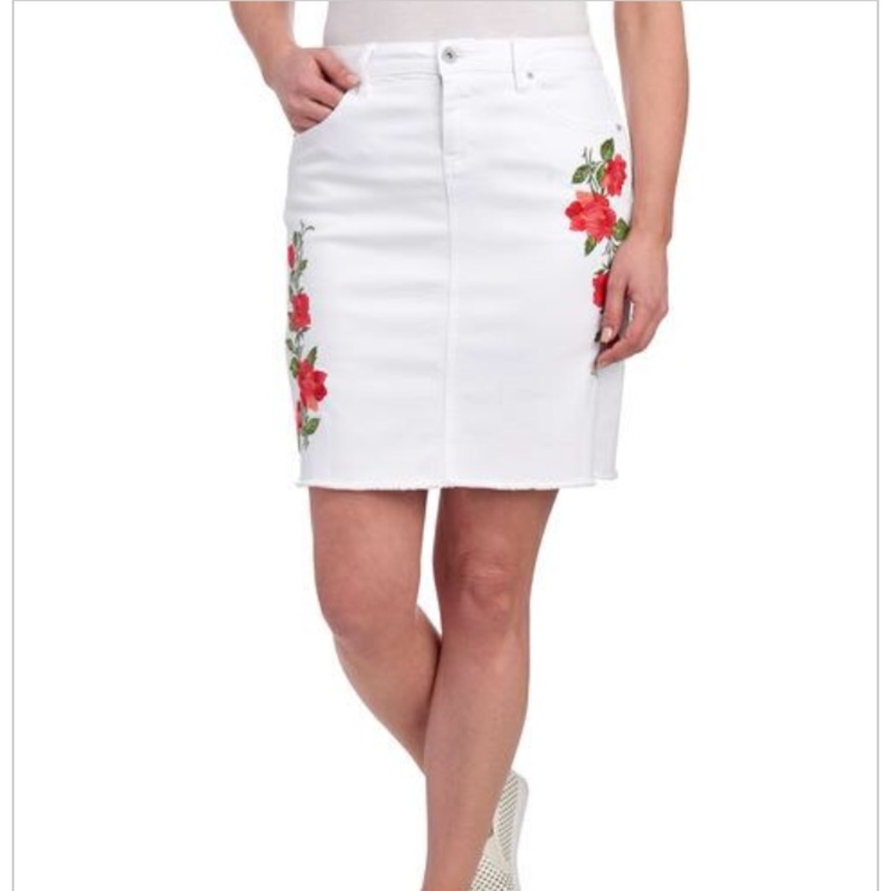 Earl Jean white denim skirt